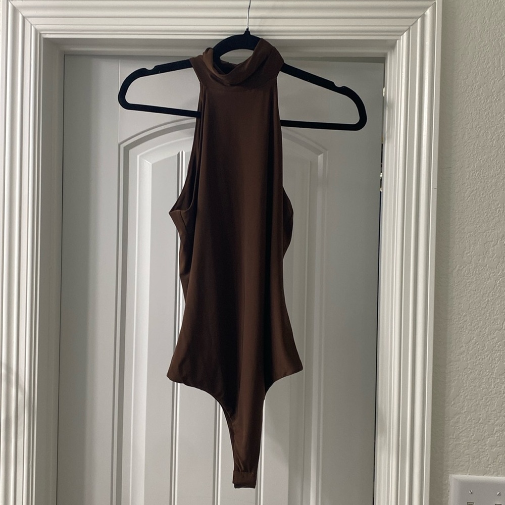 WAYF Brown Turtleneck Bodysuit
